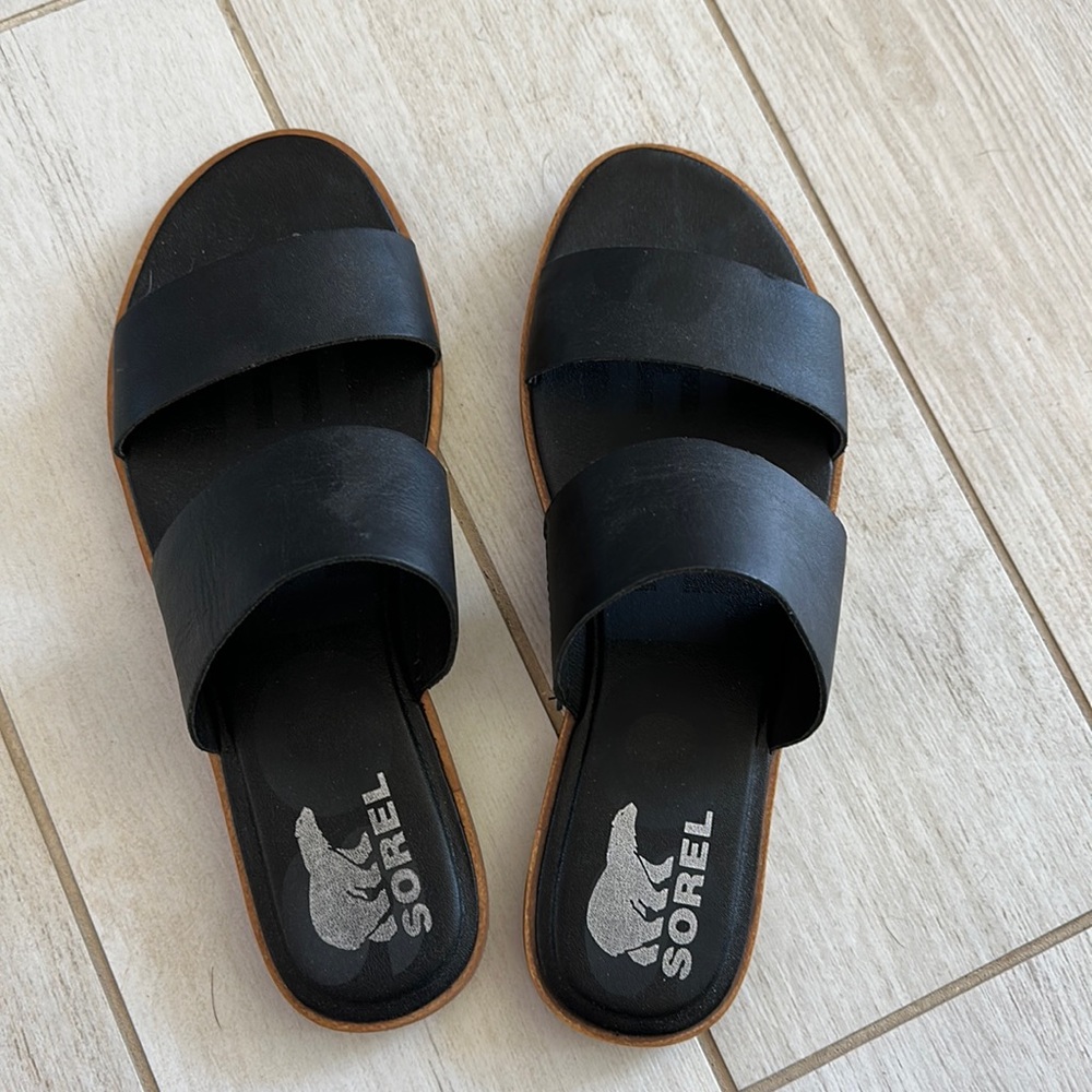 Sorel sandals excellent condition
